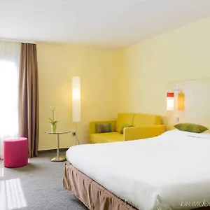 3* Hotel Ibis Styles Centre Port